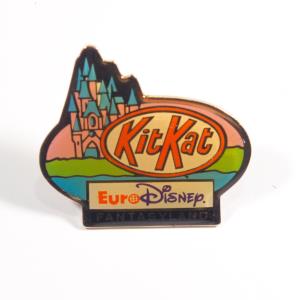 Pin's Euro Disney - Fantasyland KitKat (01)